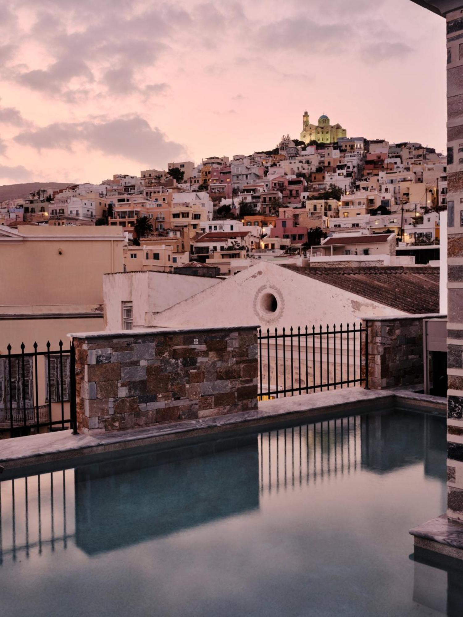 Argini Syros Hotel Ermoupoli Bagian luar foto