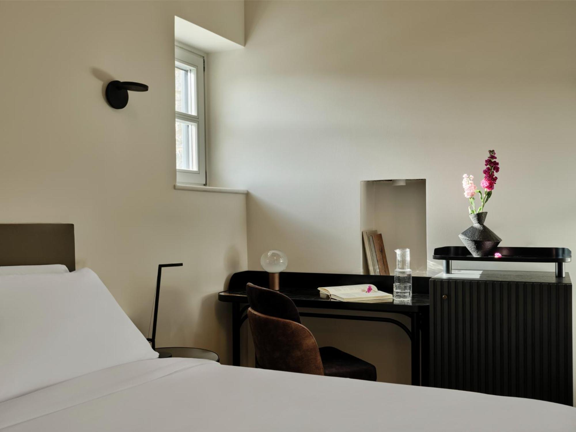 Argini Syros Hotel Ermoupoli Bagian luar foto