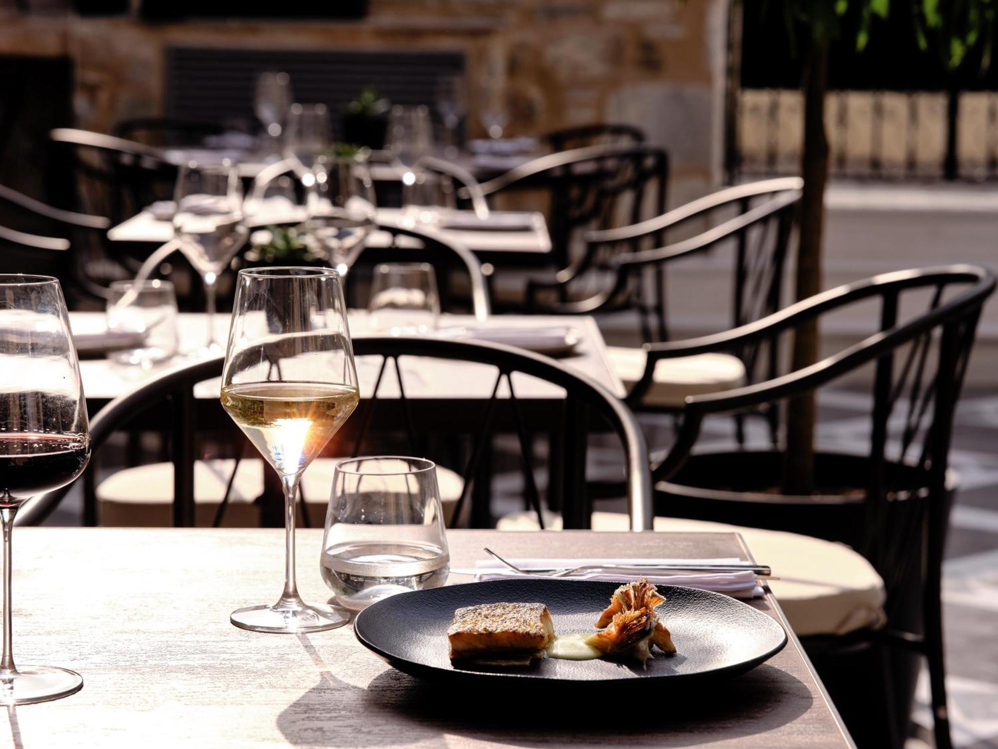 Argini Syros Hotel Ermoupoli Bagian luar foto